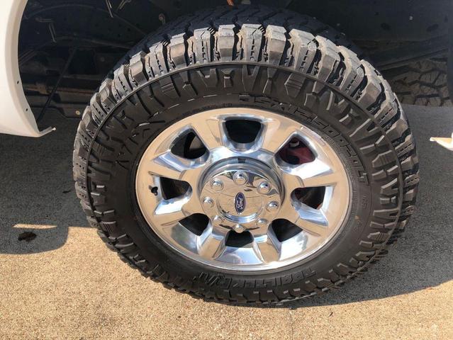 Photo of 2012 White Ford F-250