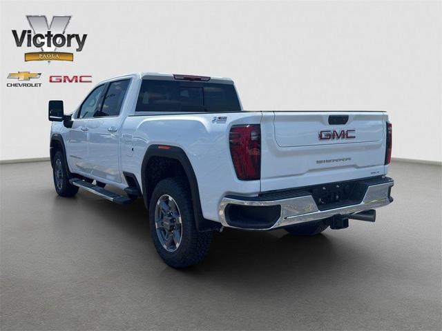 Photo of 2025 White GMC Sierra 2500