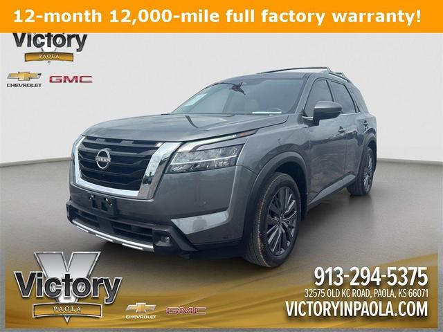 2022 Nissan Pathfinder