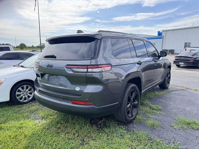 Photo of 2021 Metallic Jeep Grand Cherokee L