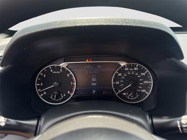 Photo of 2022 Scarlet Ember Nissan Altima