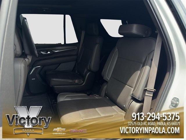 Photo of 2021 Summit White GMC Yukon