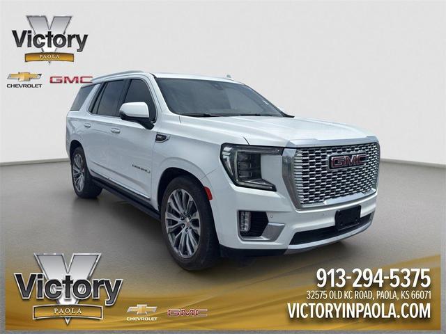 Photo of 2021 Summit White GMC Yukon