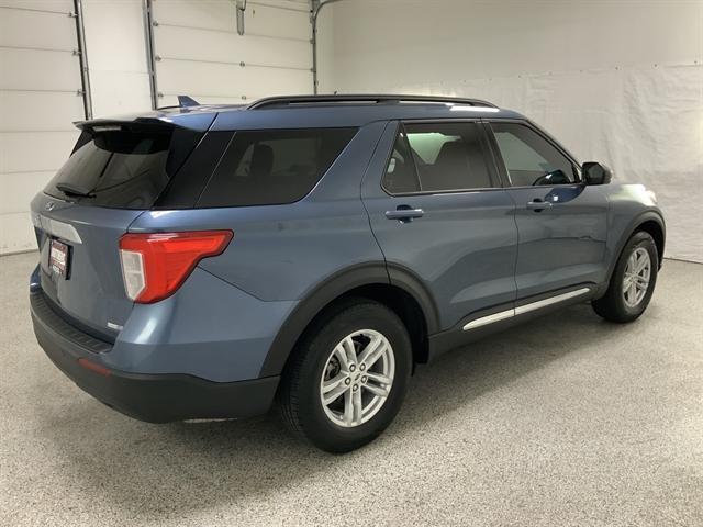 Photo of 2020 Blue Ford Explorer
