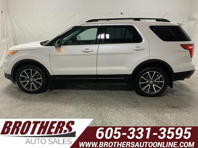 2015 Ford Explorer