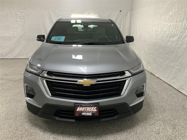 Photo of 2023 Sterling Gray Metallic Chevrolet Traverse
