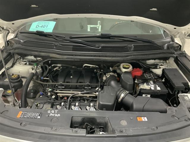 Photo of 2019 Oxford White Ford Explorer