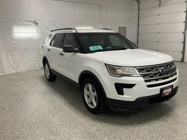 Photo of 2019 Oxford White Ford Explorer