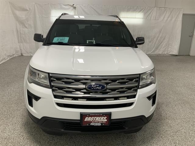 Photo of 2019 Oxford White Ford Explorer
