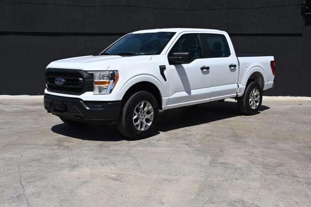 Photo of 2021 White Ford F-150