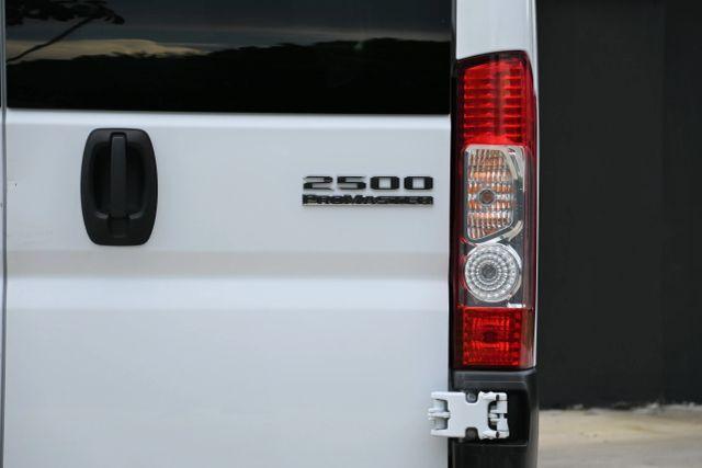 Photo of 2023 White RAM ProMaster 2500