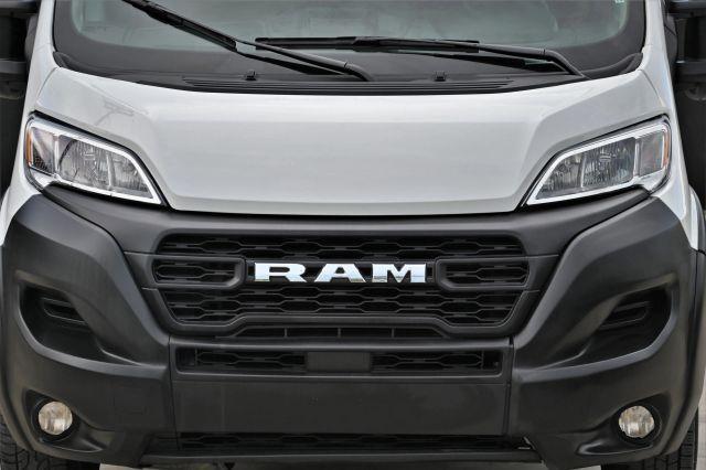 Photo of 2023 White RAM ProMaster 2500
