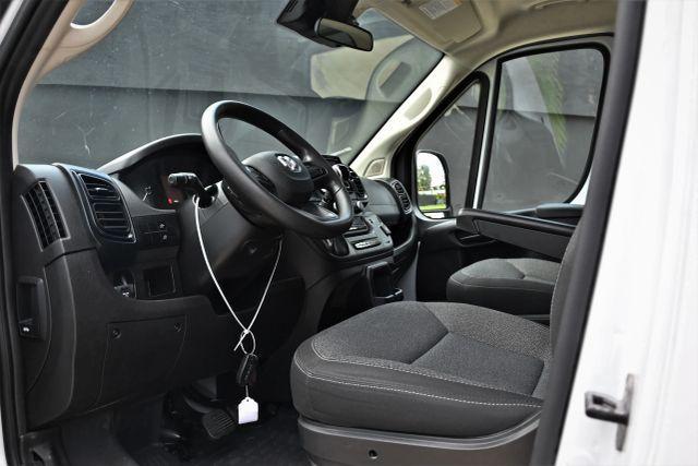 Photo of 2023 White RAM ProMaster 2500