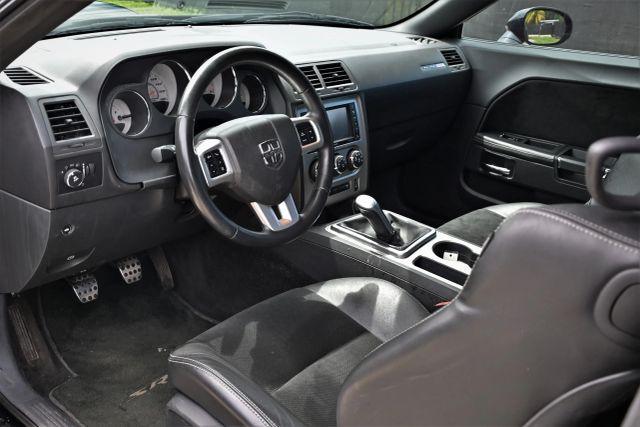 Photo of 2011 Black Dodge Challenger