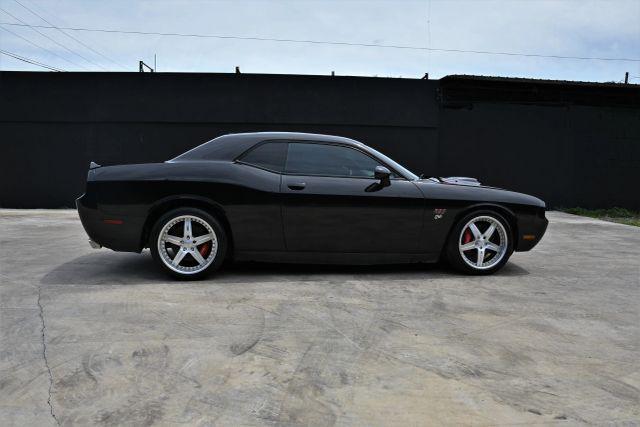 Photo of 2011 Black Dodge Challenger