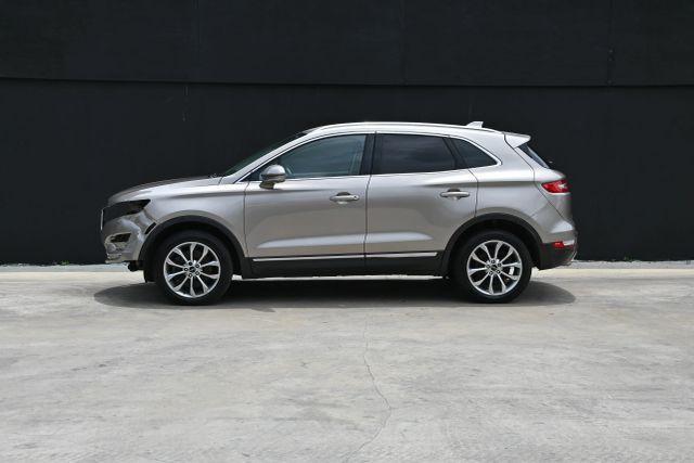 Photo of 2019 Gray Lincoln MKC