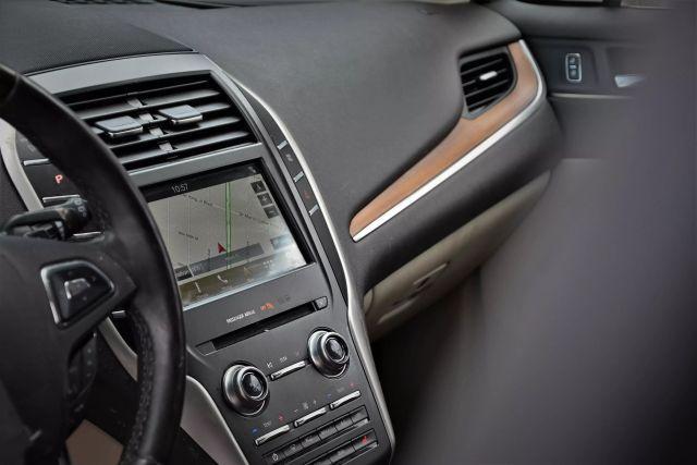 Photo of 2019 Gray Lincoln MKC