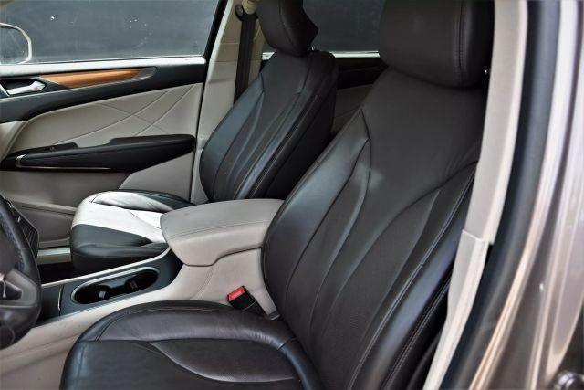 Photo of 2019 Gray Lincoln MKC