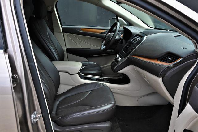 Photo of 2019 Gray Lincoln MKC