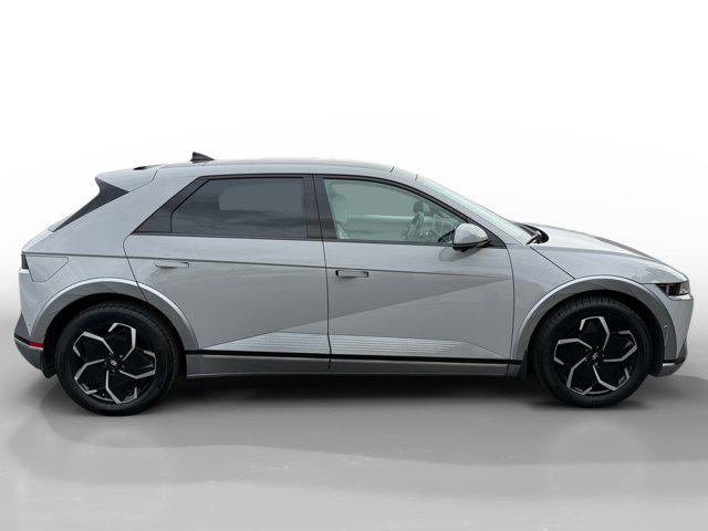 Photo of 2023 Cyber Gray Hyundai IONIQ 5