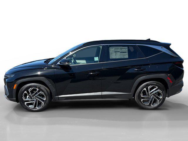 Photo of 2025 Phantom Black Hyundai TUCSON