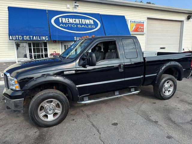 Photo of 2005 Black Ford F-350