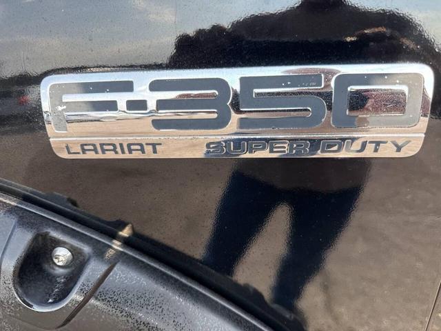 Photo of 2005 Black Ford F-350