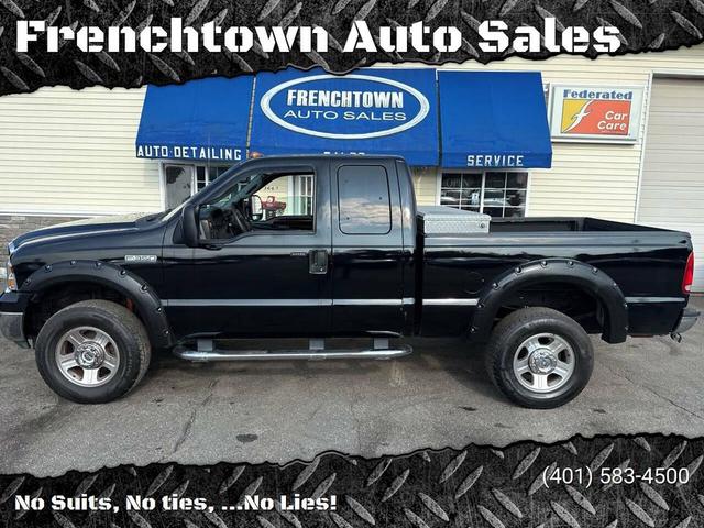 Photo of 2005 Black Ford F-350