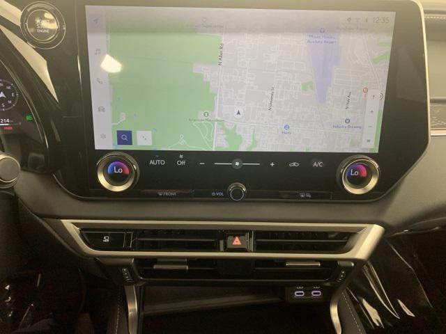 Photo of 2025 Ultra White Lexus RX 350