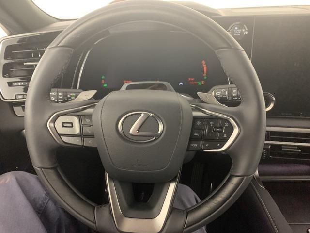 Photo of 2025 Ultra White Lexus RX 350
