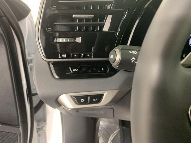Photo of 2025 Ultra White Lexus RX 350