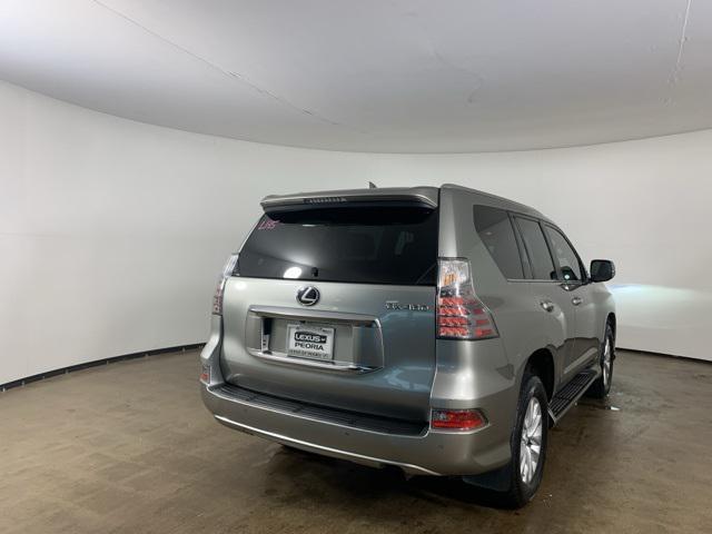 Photo of 2023 Atomic Silver Lexus GX 460