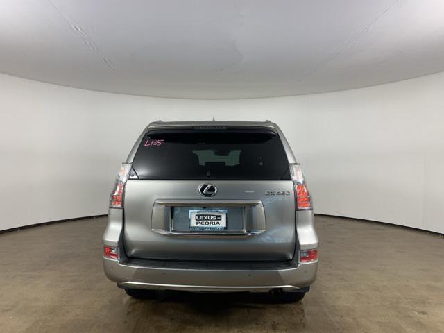 Photo of 2023 Atomic Silver Lexus GX 460