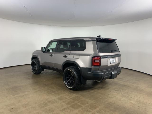 Photo of 2024 Meteor Shower Toyota Land Cruiser