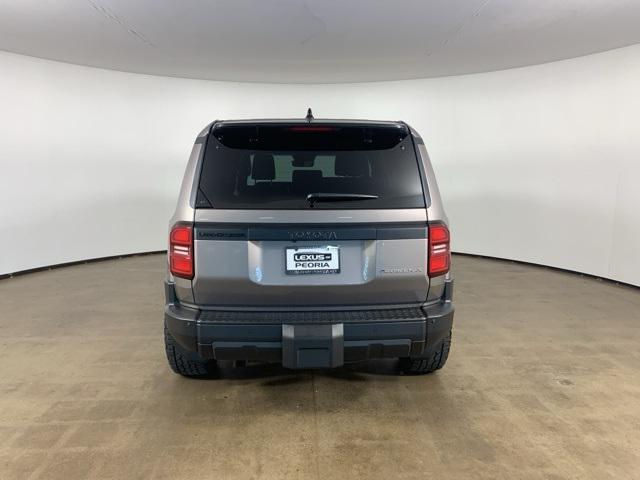 Photo of 2024 Meteor Shower Toyota Land Cruiser