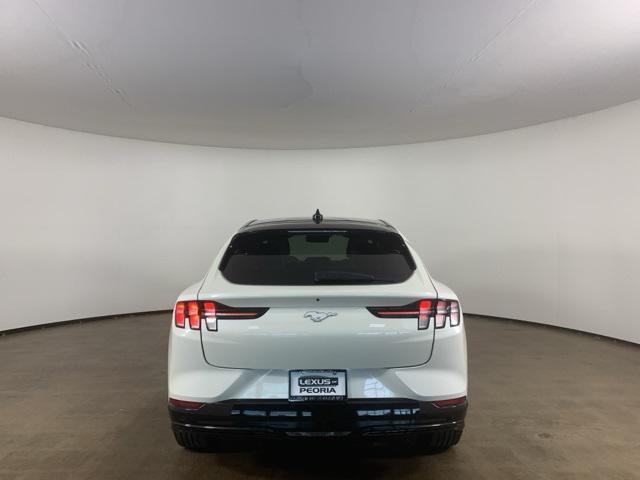 Photo of 2022 White Ford Mustang Mach-E