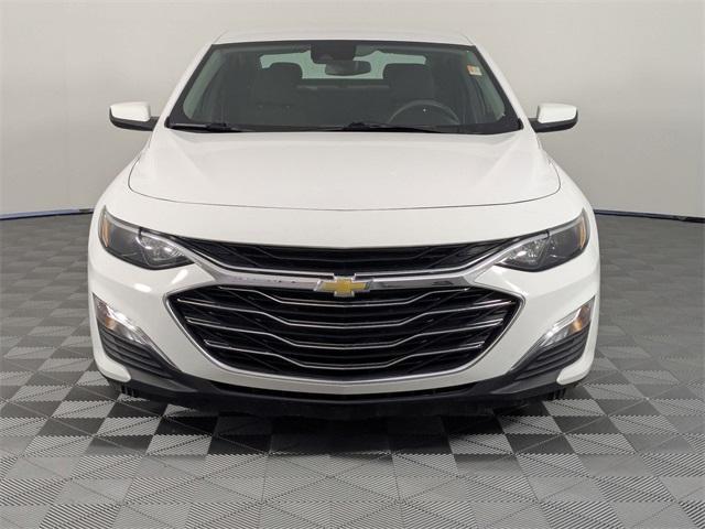 Photo of 2023 Summit White Chevrolet Malibu