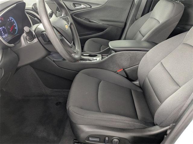 Photo of 2023 Summit White Chevrolet Malibu