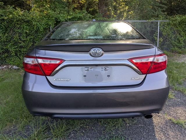 Photo of 2017 Predawn Gray Mica Toyota Camry