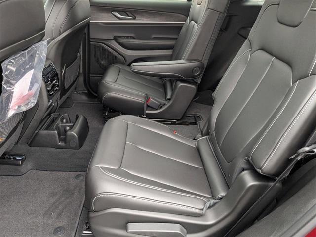 Photo of 2025 Velvet Red Pearlcoat Jeep Grand Cherokee L