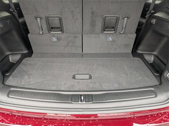 Photo of 2025 Velvet Red Pearlcoat Jeep Grand Cherokee L