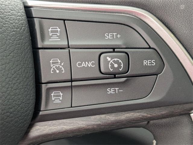 Photo of 2025 Velvet Red Pearlcoat Jeep Grand Cherokee L