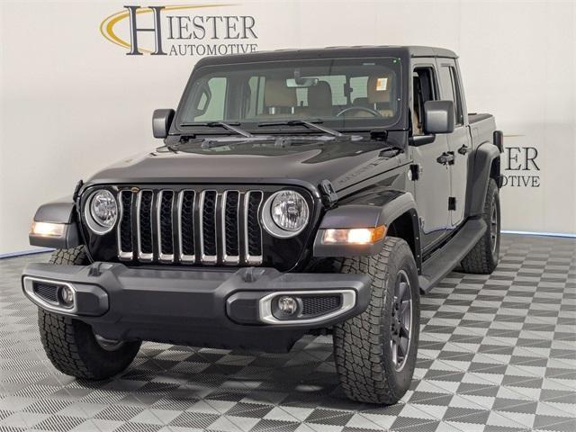 Photo of 2022 Black Clearcoat Jeep Gladiator