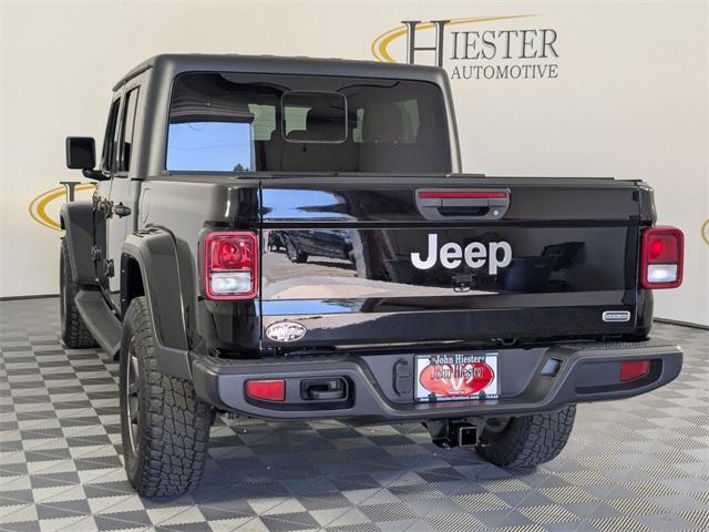 Photo of 2022 Black Clearcoat Jeep Gladiator