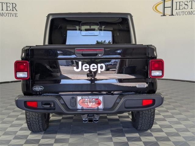 Photo of 2022 Black Clearcoat Jeep Gladiator