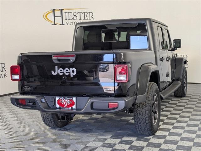 Photo of 2022 Black Clearcoat Jeep Gladiator