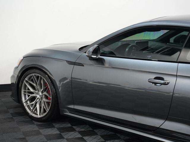 Photo of 2018 GRAY Audi RS 5