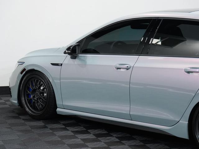 Photo of 2024 BLACK Volkswagen Golf R