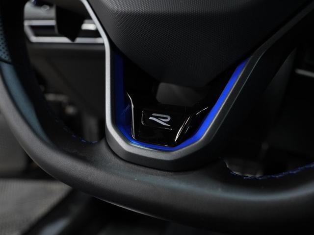 Photo of 2024 BLACK Volkswagen Golf R