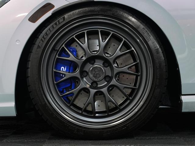 Photo of 2024 BLACK Volkswagen Golf R